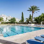 Fantastic 2 Bedroom With Sea View