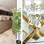 Fantastic 2 Bedroom With Sea View Apartment