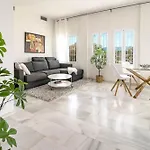 Apartment Fantastic 2 Bedroom With Sea View Marbella