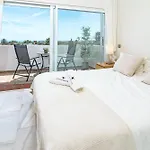 Fantastic 2 Bedroom With Sea View Apartment
