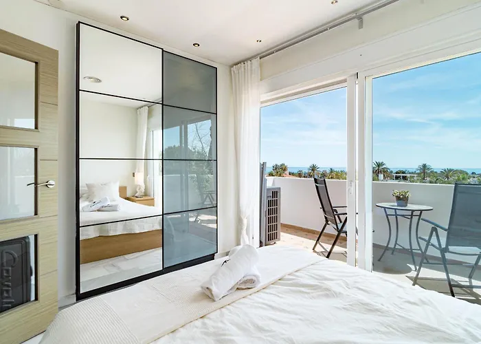 Fantastic 2 Bedroom With Sea View * Marbella