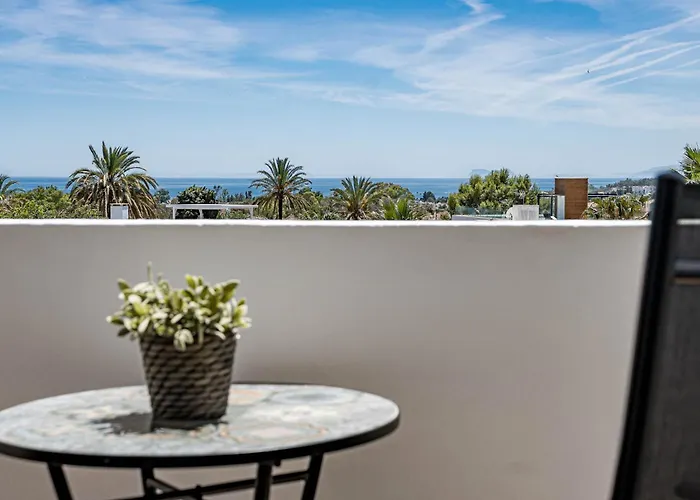 Fantastic 2 Bedroom With Sea View