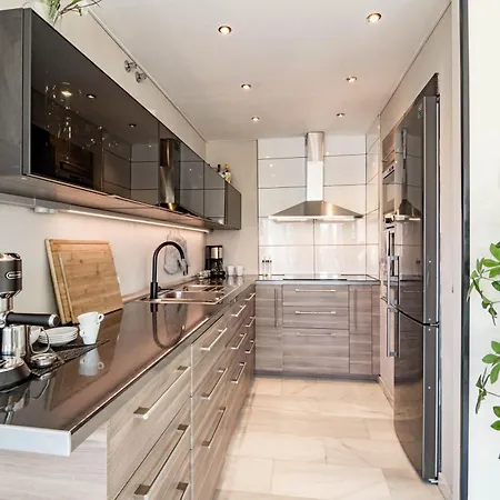 Fantastic 2 Bedroom With Sea View