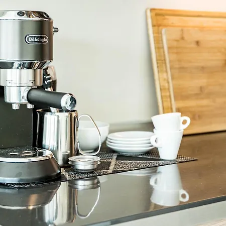 Fantastic 2 Bedroom With Sea View Apartament Marbella