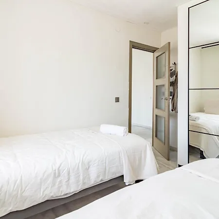 アパート Fantastic 2 Bedroom With Sea View