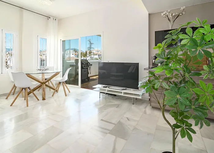 Fantastic 2 Bedroom With Sea View