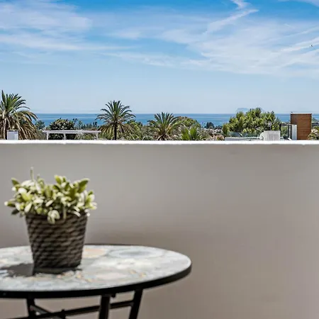 Fantastic 2 Bedroom With Sea View