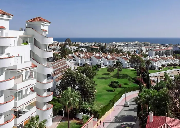 Apartment Fantastic 2 Bedroom With Sea View Marbella